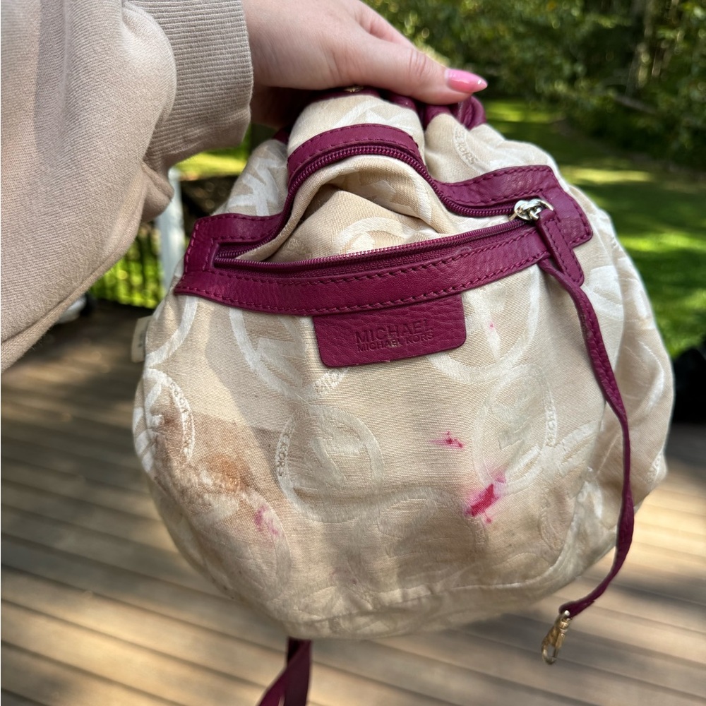 Michael Kors Berry Leather Mini Bag - Picture 15 of 16